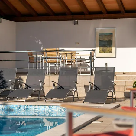 Pet Friendly In Сasa de vacaciones Plomin
