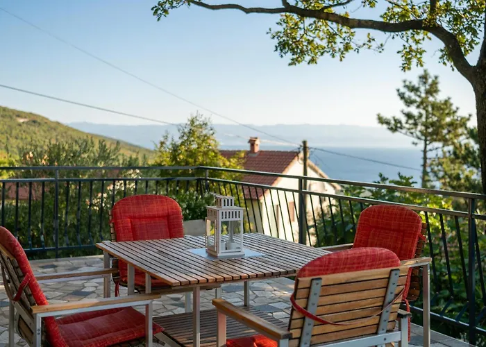 Σπίτι διακοπών Amazing In With Kitchen Plomin